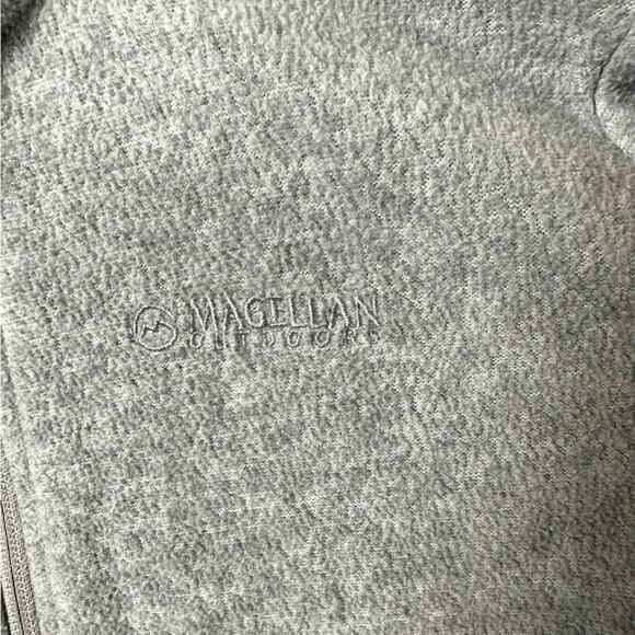 Boys Medium Magellan zip up activewear fleece jacket sweater grey - Picture 3 of 7